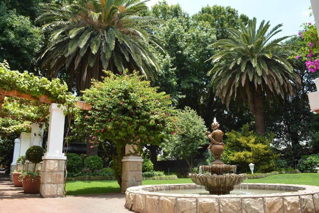 Le Chateau Guest House And Conference Centre Kempton Park Zewnętrze zdjęcie