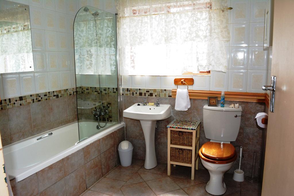 Le Chateau Guest House And Conference Centre Kempton Park Zewnętrze zdjęcie